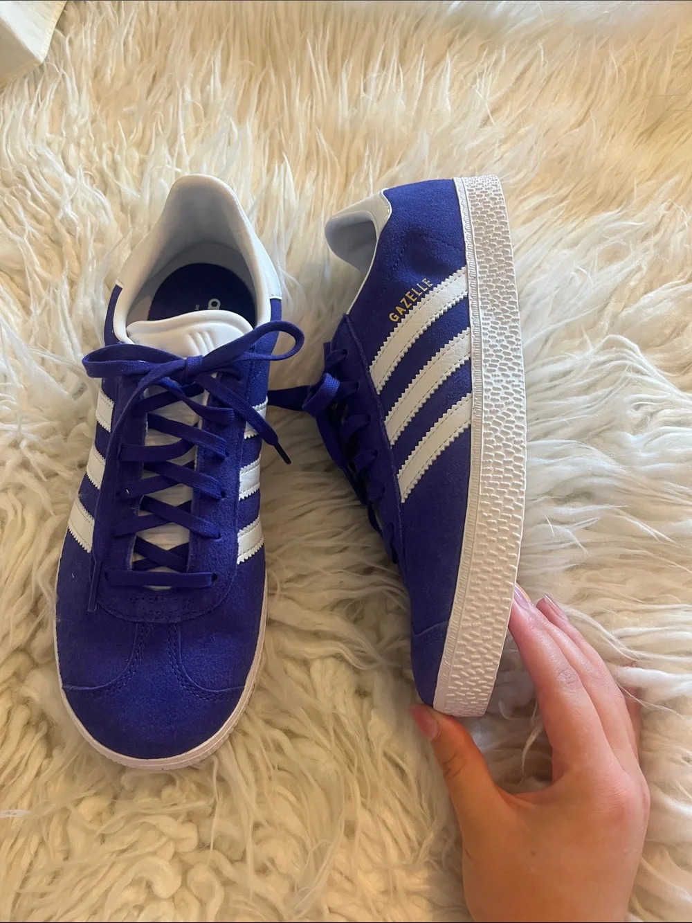 NWOT Adidas Girls Gazelle Purple and White Sneakers Size 6